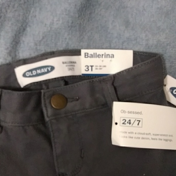 Old Navy Ballerina Jeggins - Picture 2 of 2
